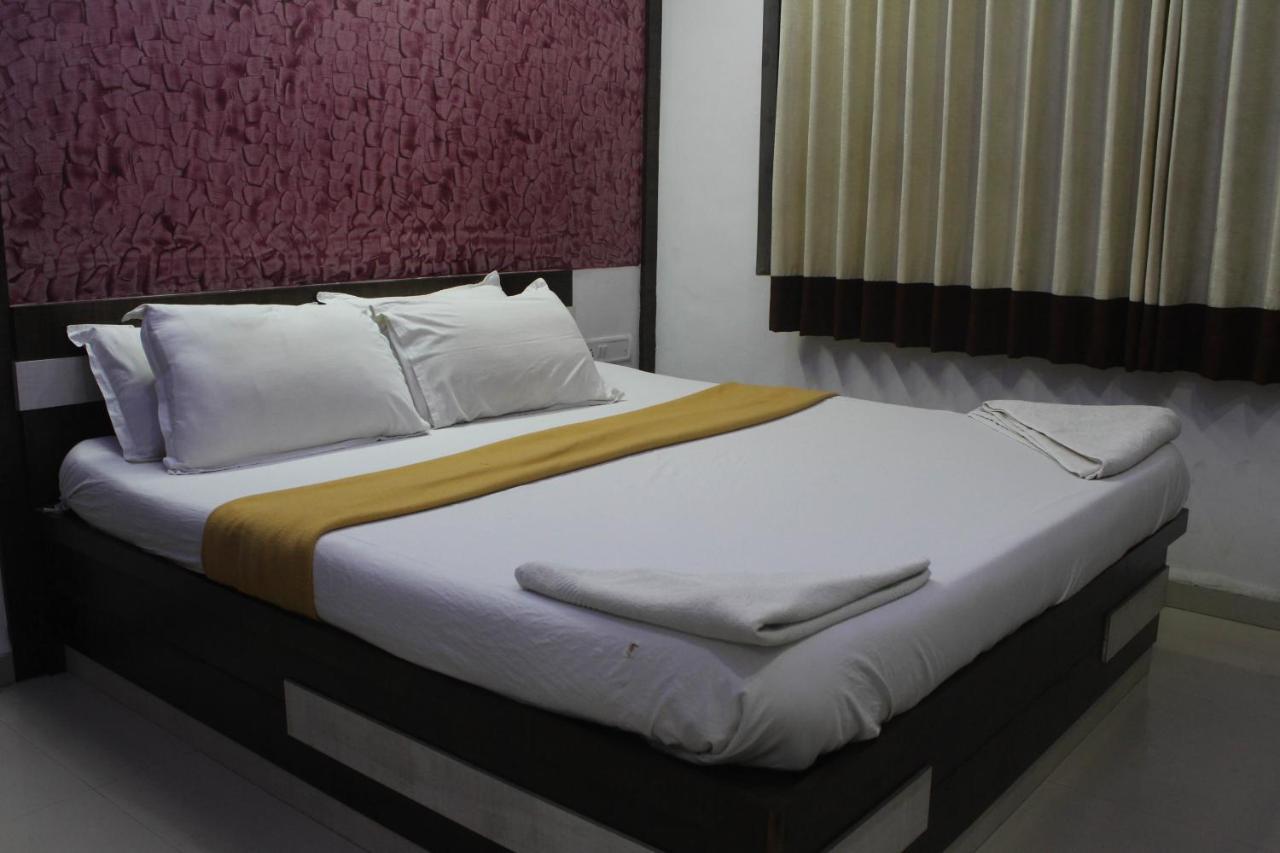 Hotel Ambica Даман Экстерьер фото